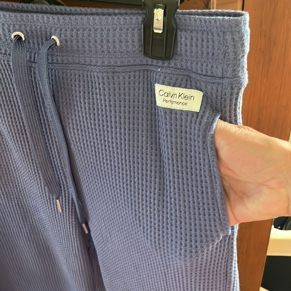 Calvin Klein Performance Women’s Blue Thermal Pants Size Medium NWOT - Picture 3 of 8